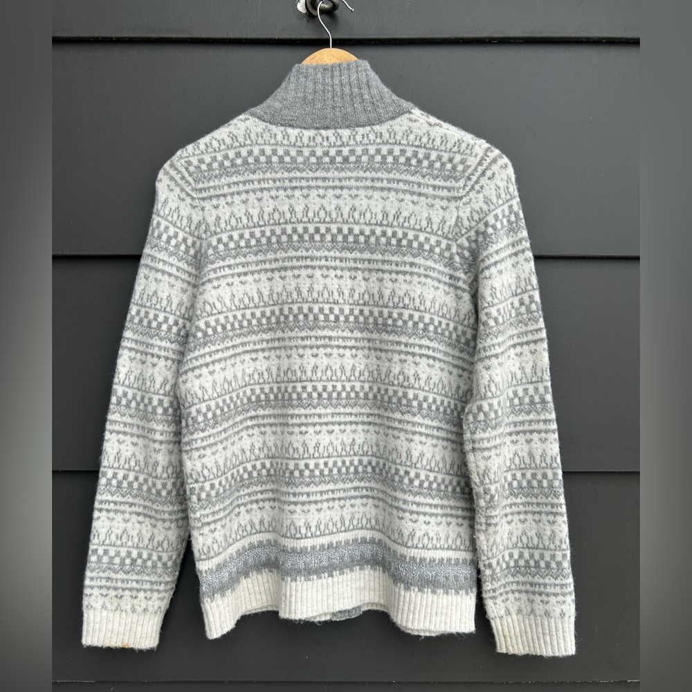 Northern Reflections zip up Cardigan - Winter/Festive theme - cream/grey - M - Picture 3 of 8